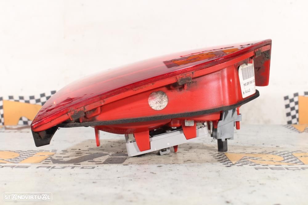 Farolim Direito Audi A4 Avant (8K5, B8)  8K9945094 / 271118R / Direito - 6