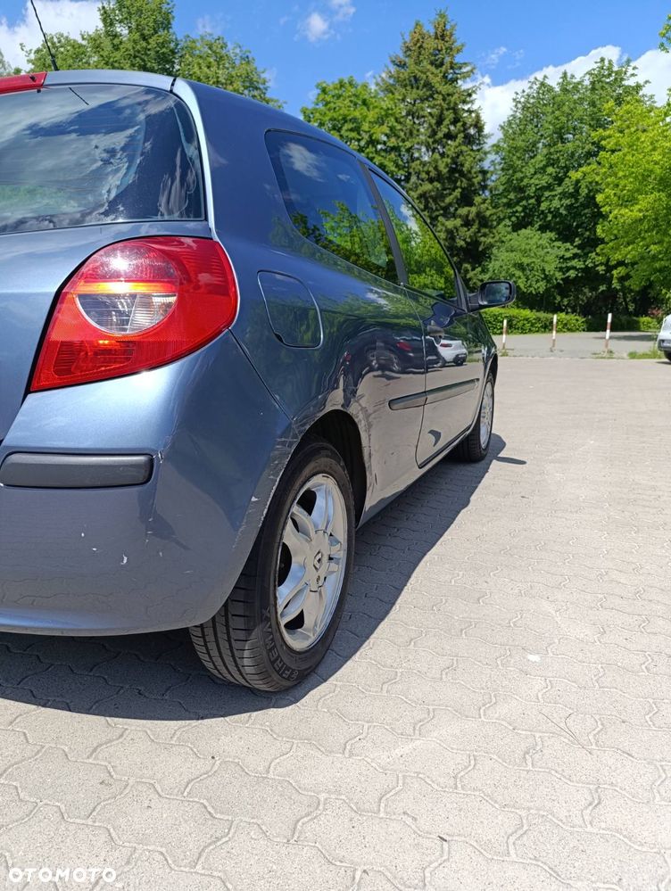 Renault Clio - 5