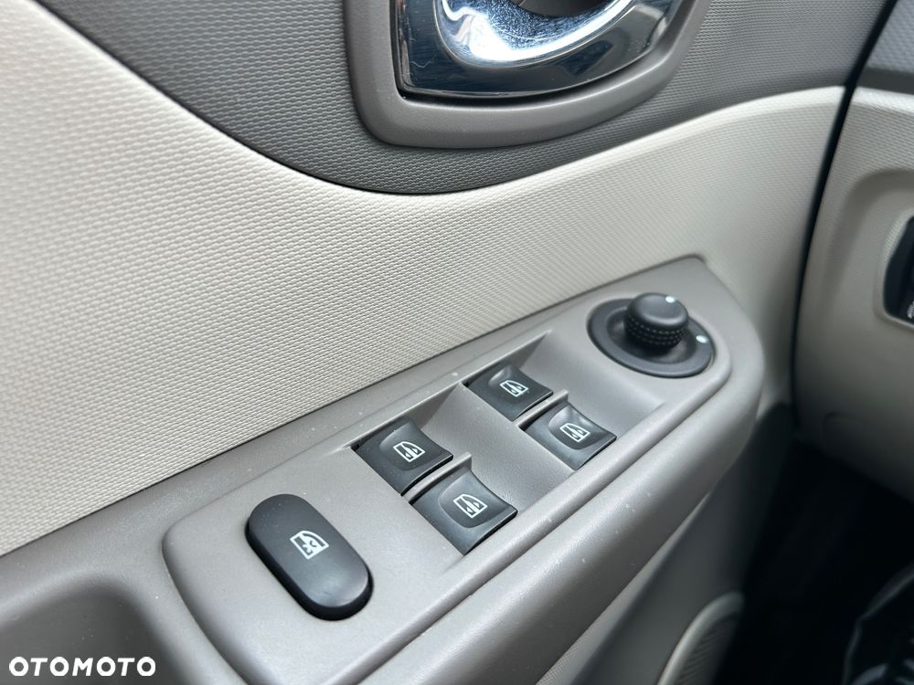 Renault Captur 0.9 Energy TCe Zen - 13