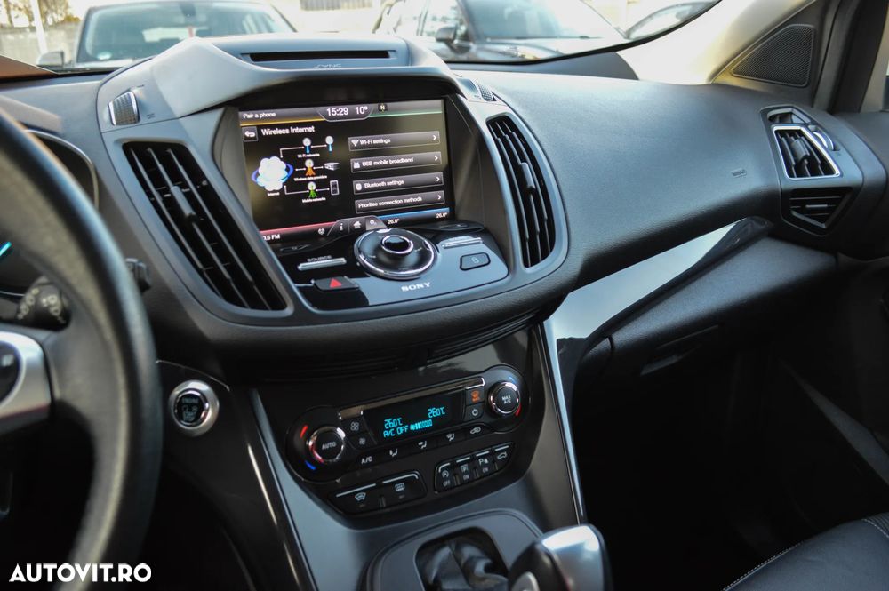 Ford Kuga 2.0 TDCi 4x4 Aut. Titanium - 15