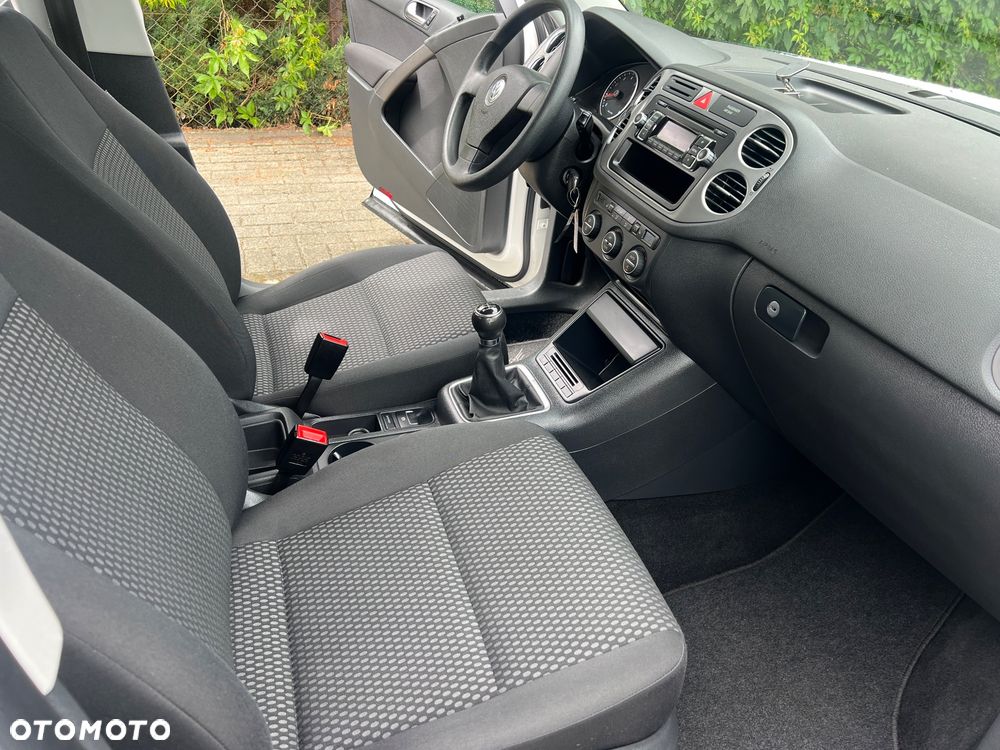Volkswagen Tiguan - 9
