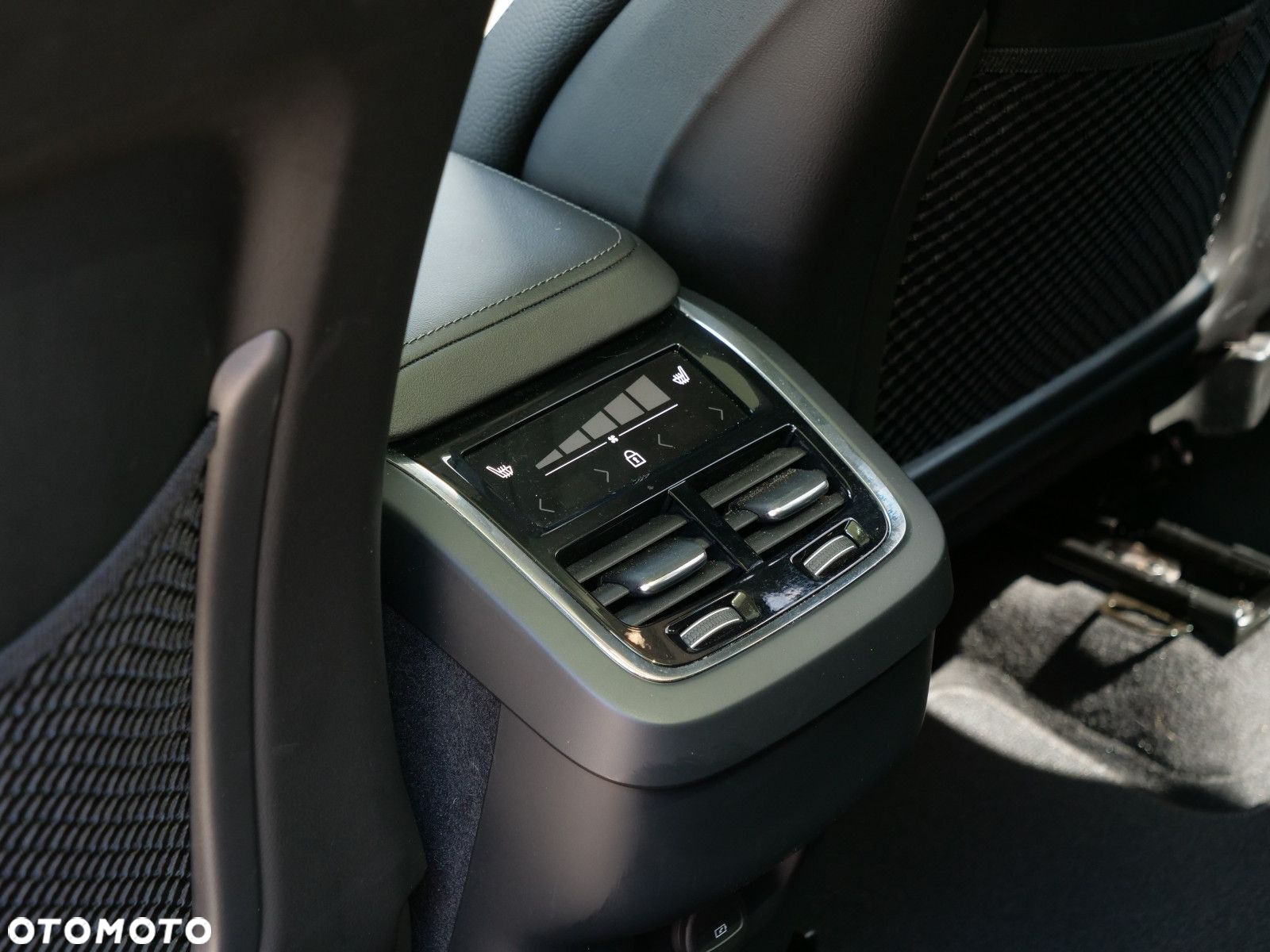Volvo XC 60 - 19