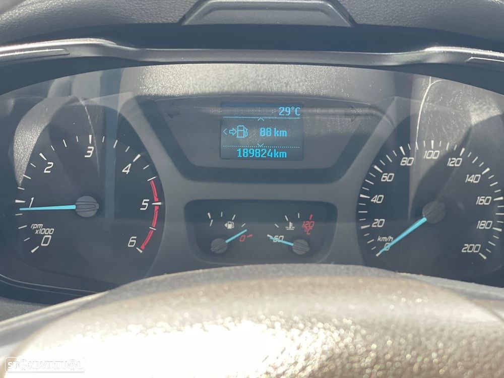 Ford Transit 2.0 TDCi L4 Cabine Dupla - 13