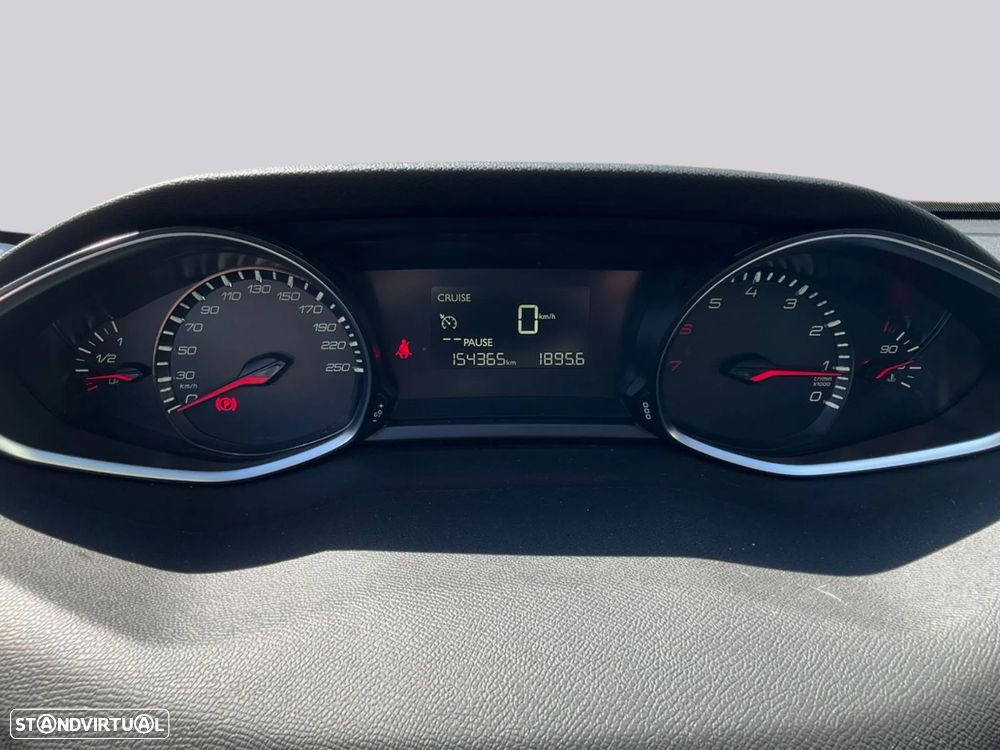 Peugeot 308 1.2 VTi Access - 2