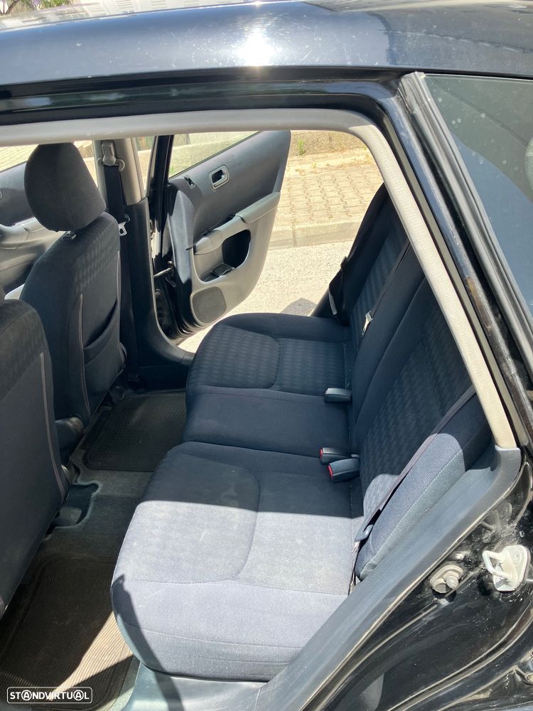 Honda Civic 1.4i S - 10