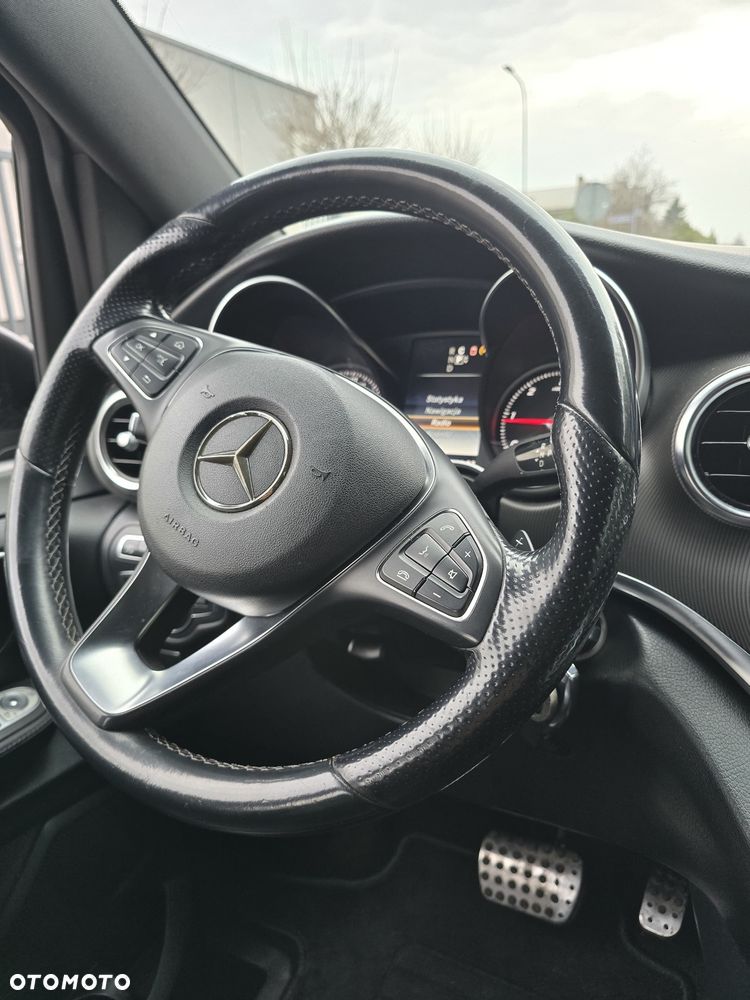 Mercedes-Benz Klasa V 220 CDI lang 7G-TRONIC Avantgarde - 18