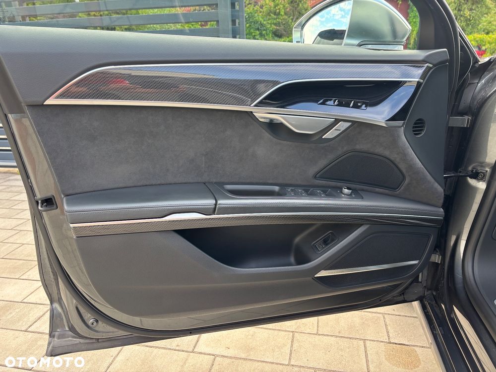 Audi S8 TFSI mHEV Quattro Tiptr - 17