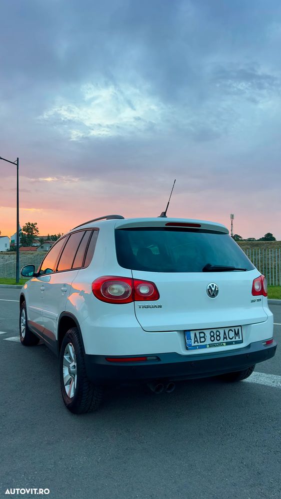 Volkswagen Tiguan 2.0 TDI DPF 4Motion Track&Field - 6