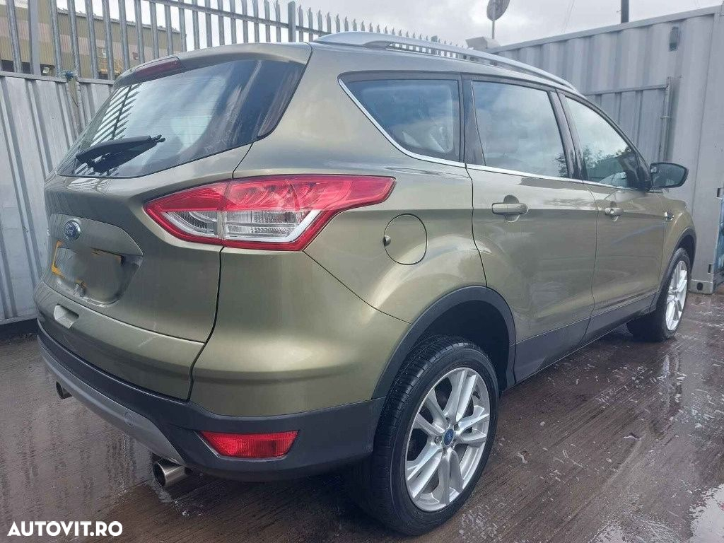 Cotiera Ford Kuga 2013 SUV 2.0 DOHC - 6