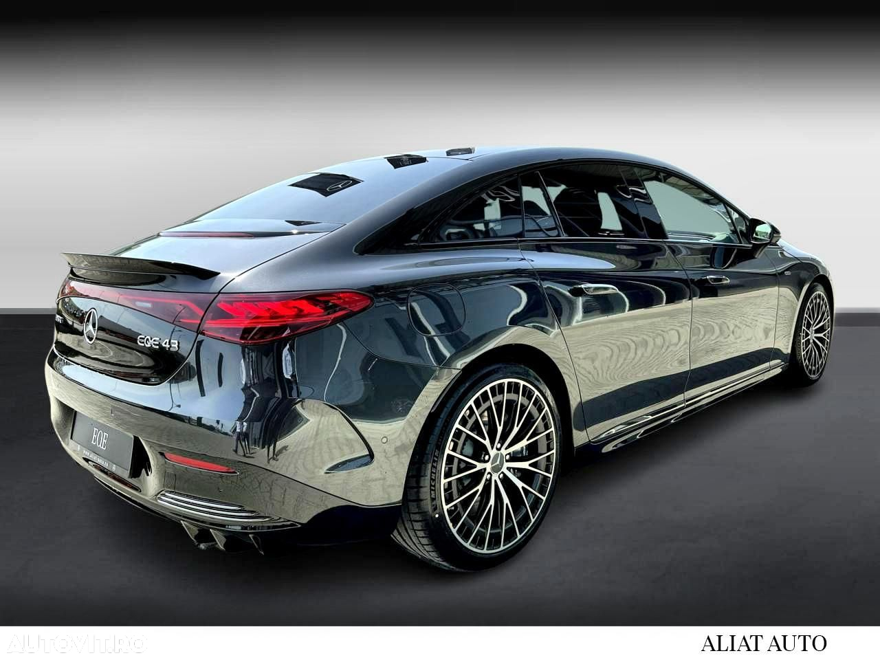 Mercedes-Benz EQE Mercedes-AMG 43 4MATIC - 5