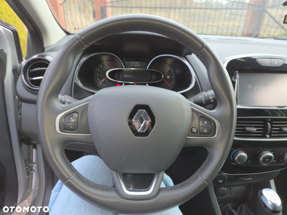 Renault Clio - 8