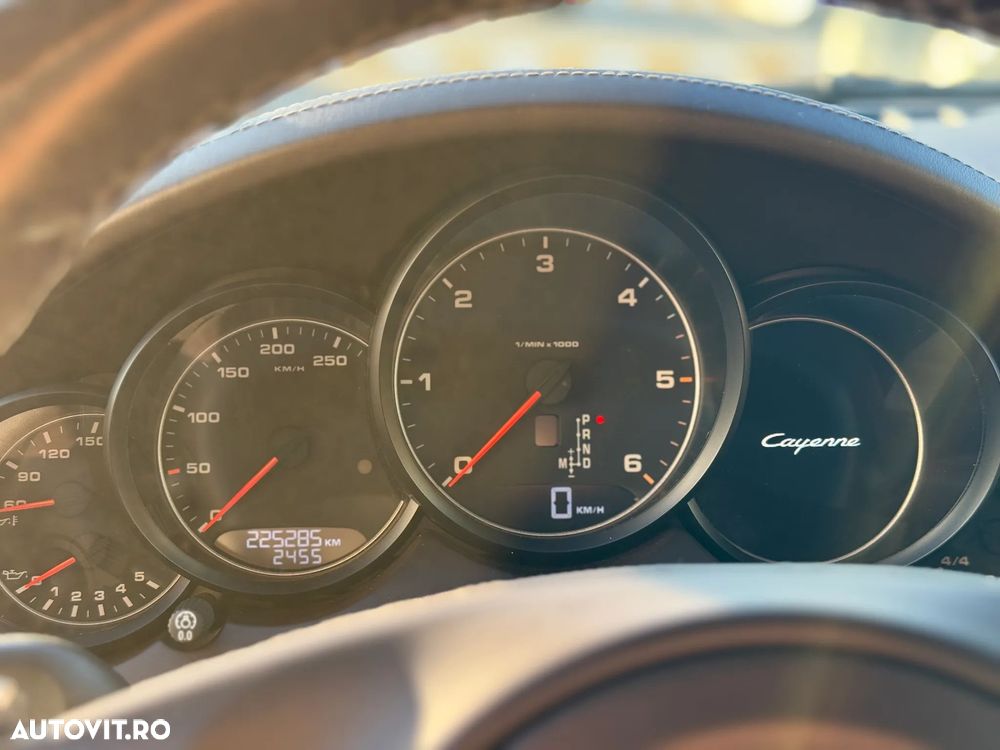 Porsche Cayenne 3.0TD TipTronic - 14