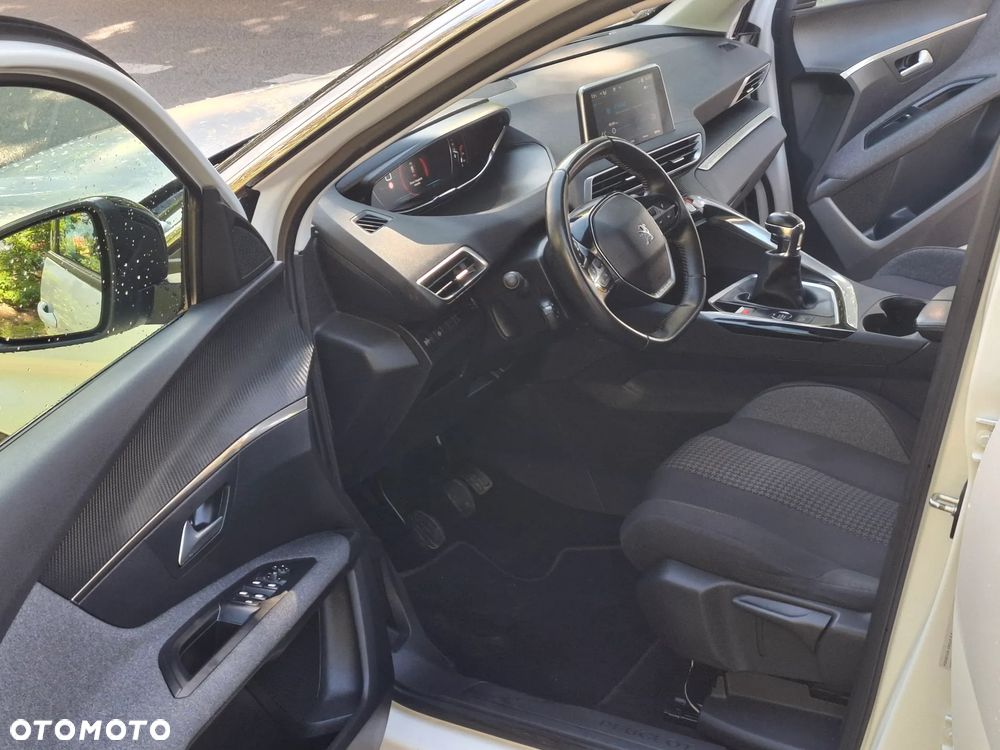 Peugeot 3008 BlueHDi 130 Stop & Start Allure Pack - 10