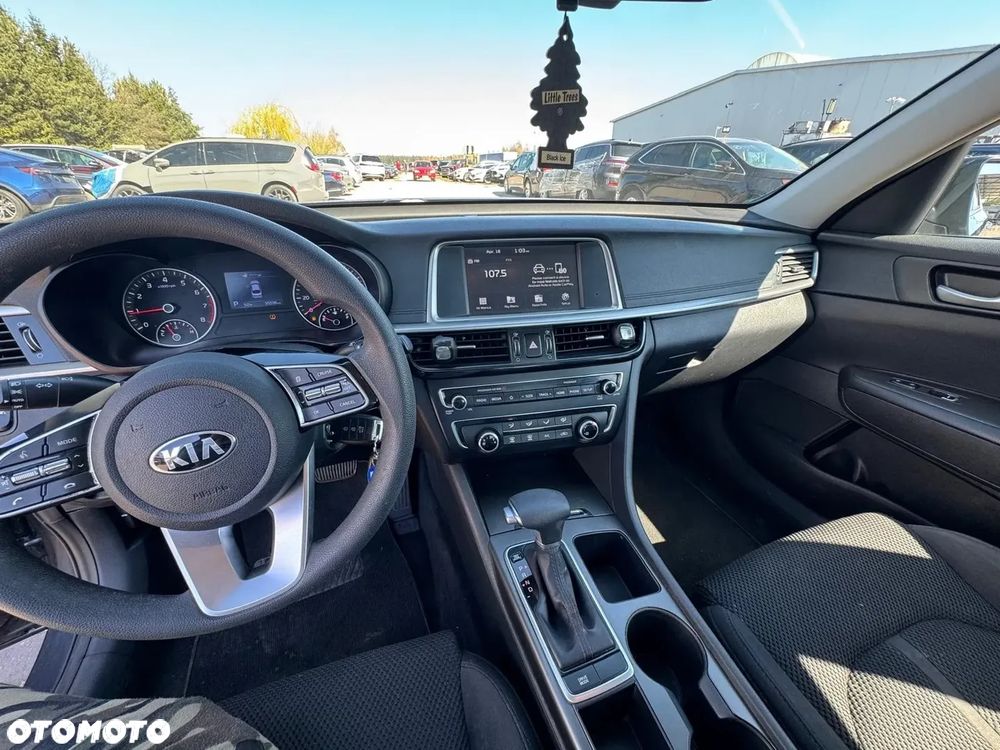 Kia Optima - 9