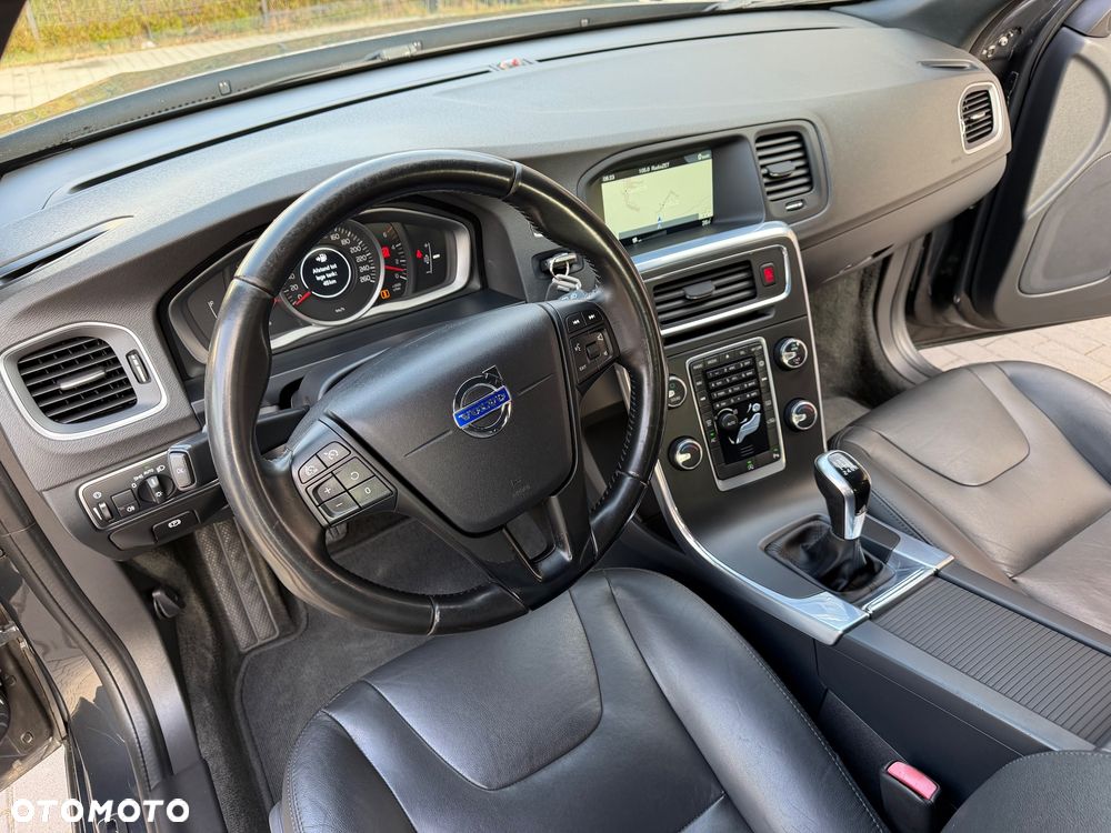 Volvo V60 D2 Drive-E Kinetic - 9