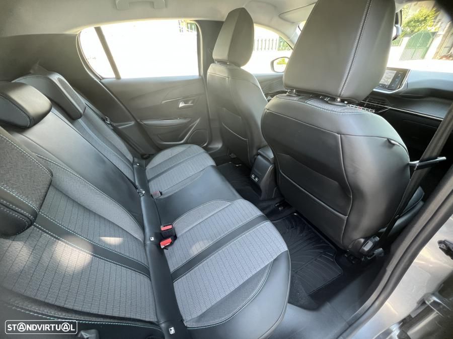Peugeot e-208 50 kWh Allure Pack - 22