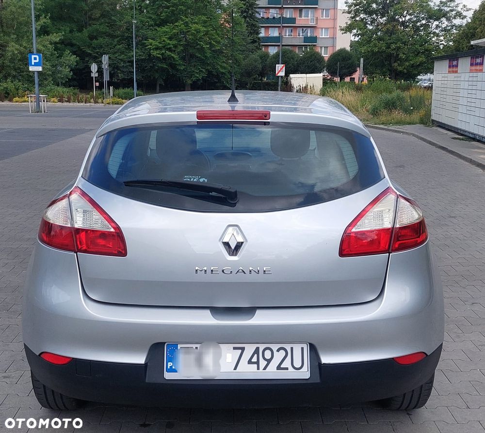 Renault Megane 1.6 16V 110 Dynamique - 9