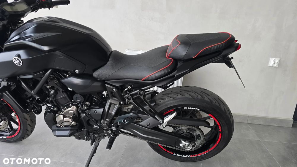 Yamaha MT - 19