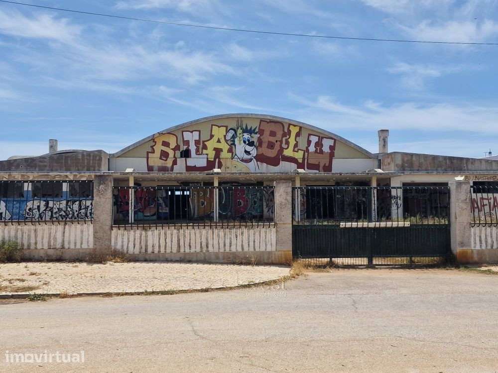 Terreno com Projeto Aprovado para Condomínio de Luxo - Olhão - Grande imagem: 3/15