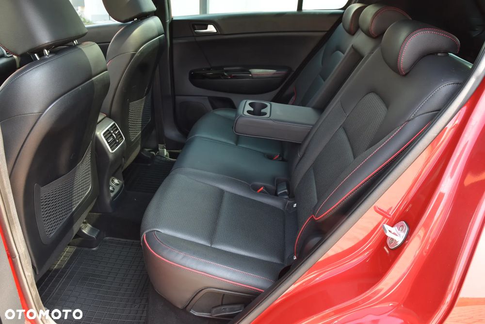 Kia Sportage 1.6 T-GDI AWD GT Line - 19
