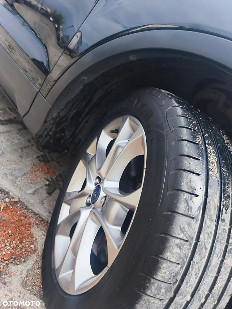 Ford Kuga 2.0 TDCi 4x4 Titanium - 22
