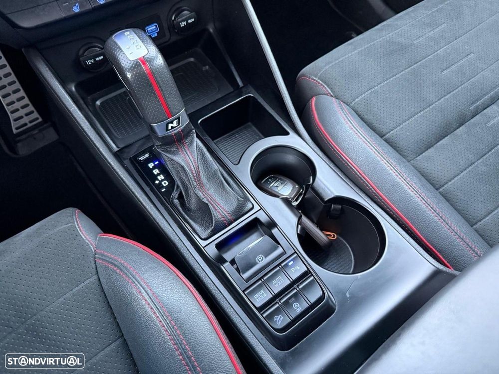 Hyundai Tucson 1.6 CRDi N-Line DCT - 22