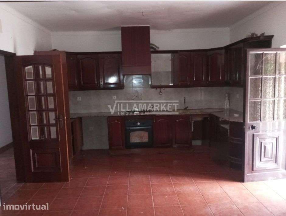 Moradia V3 isolada da banca com logradouro situada em Foros da Afeitei - Grande imagem: 2/13
