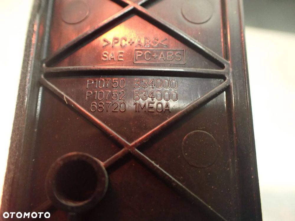 KRATKA NAWIEWU ZEGAREK INFINITI M37X 68720-1ME0A - 8