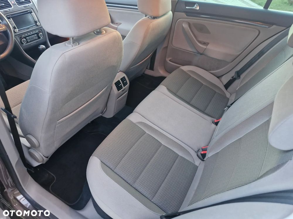 Volkswagen Golf 2.0 TDI DPF Comfortline - 18