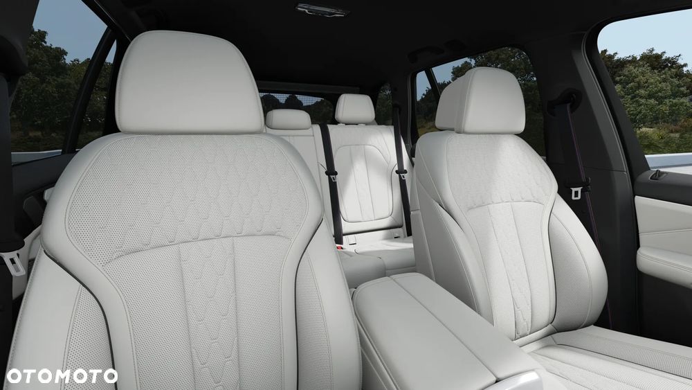 BMW X5 xDrive40i - 13