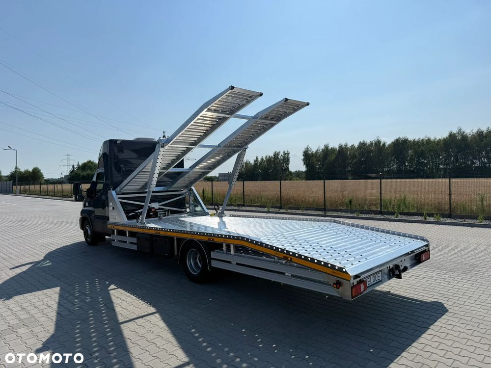 Iveco Daily 70C21A8P Laweta na dwa auta - 32