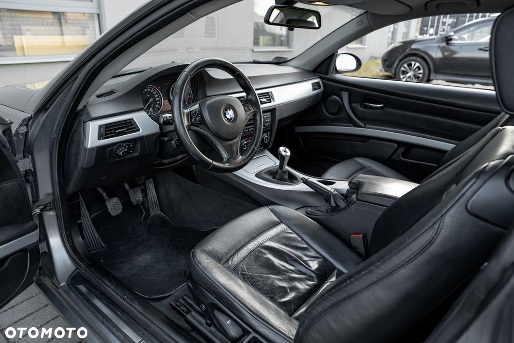 BMW Seria 3 320d DPF - 16