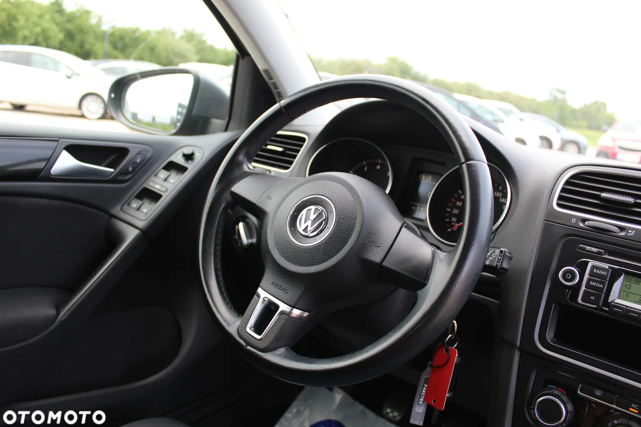Volkswagen Golf 1.6 Comfortline - 22
