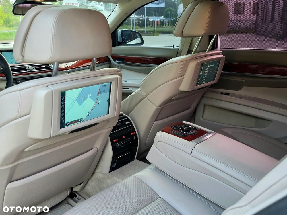 BMW-ALPINA B7 - 7