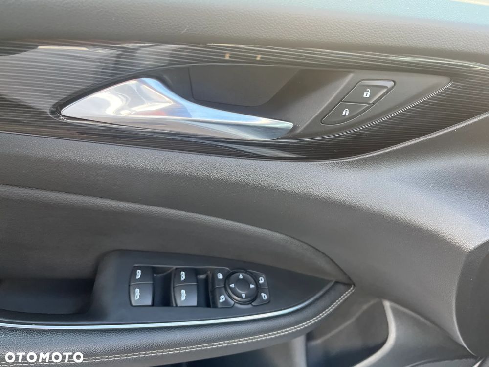 Opel Insignia 1.5 T Elite S&S - 34