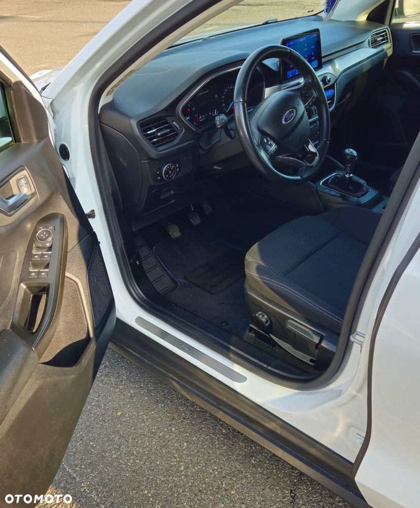 Ford Focus 1.0 EcoBoost Titanium Business - 13