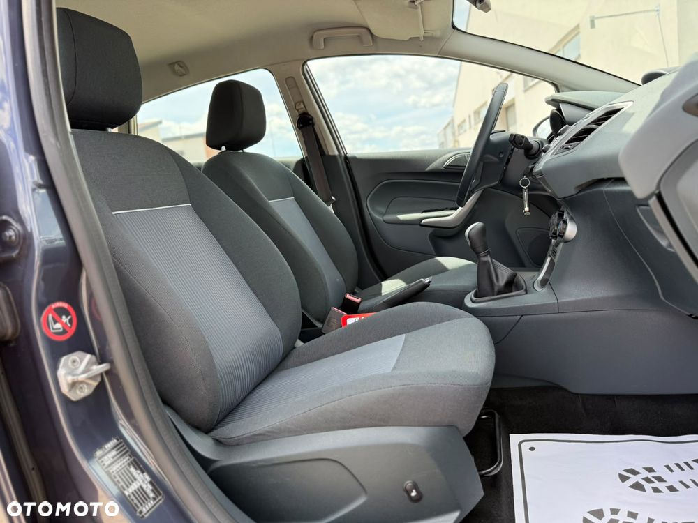 Ford Fiesta 1.25 Champions Edition - 17