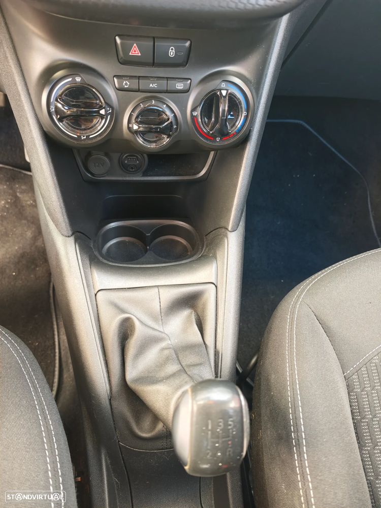 Peugeot 208 1.6 BlueHDi Style - 13