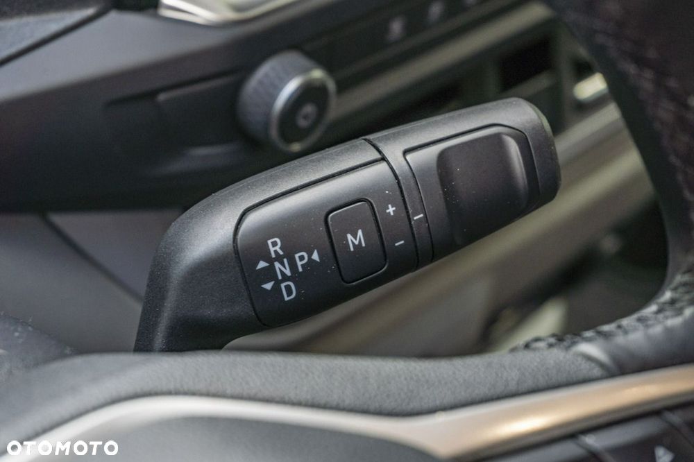Volkswagen Caravelle - 15