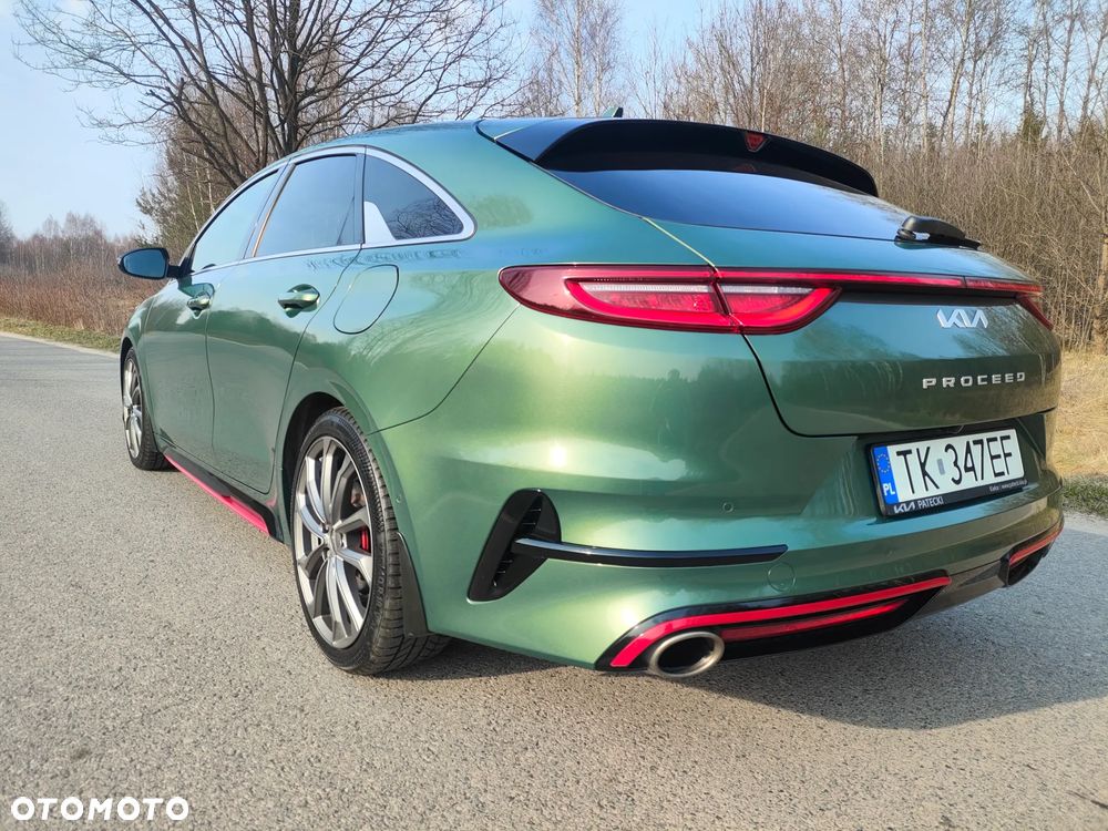 Kia ProCeed - 10