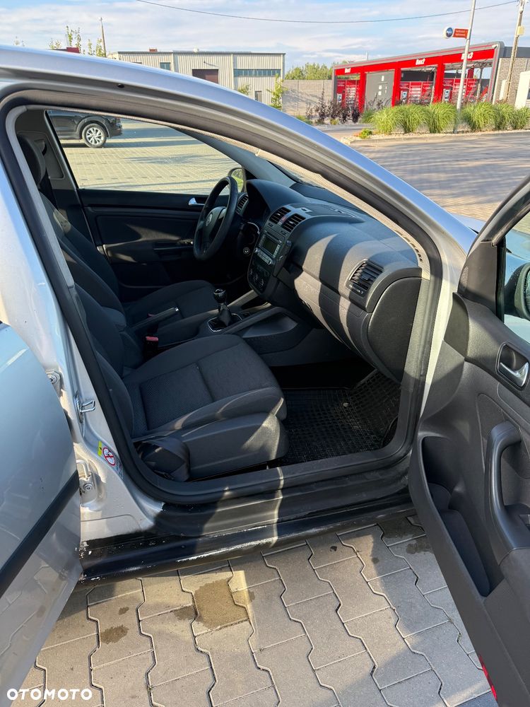 Volkswagen Golf V 1.9 TDI Trendline - 11
