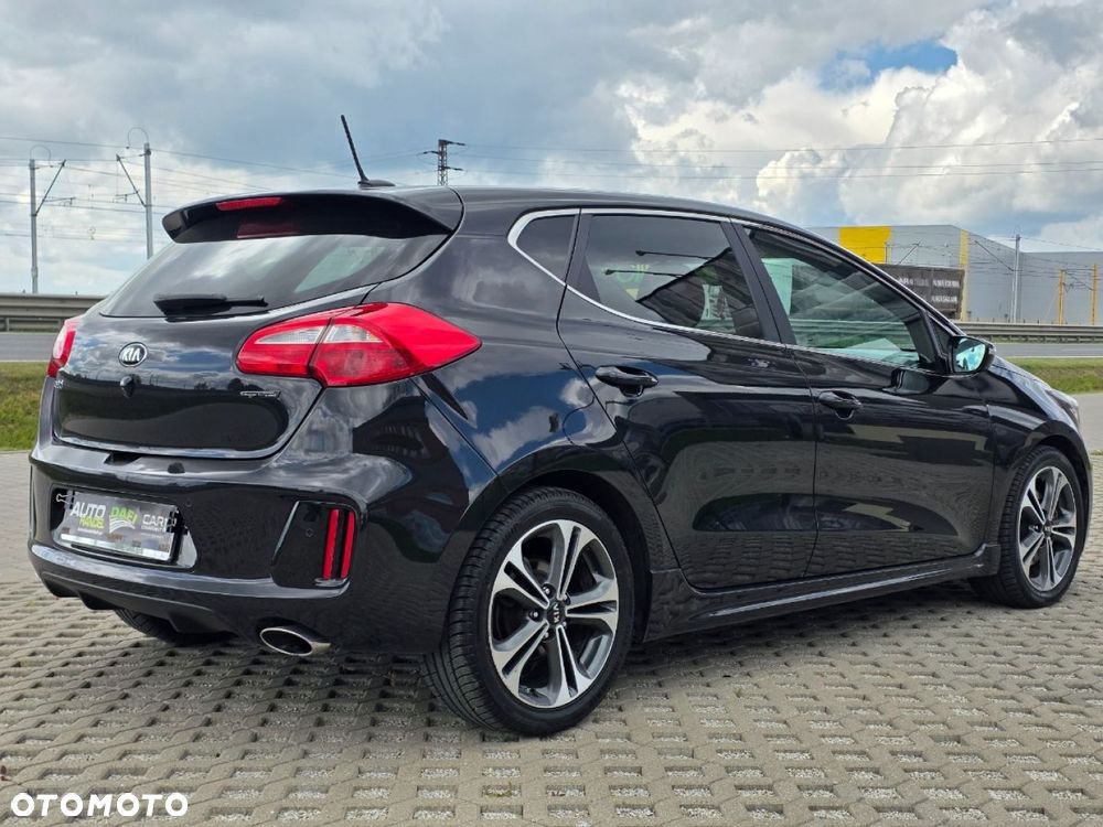Kia Ceed - 7