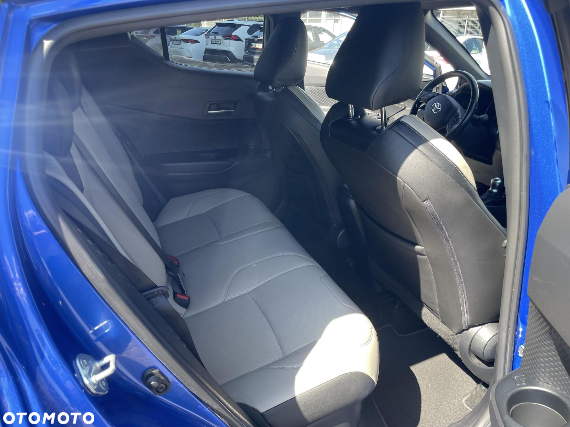 Toyota C-HR - 18