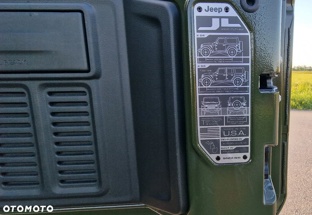 Jeep Wrangler Unlimited 2.0 Turbo PHEV 4xe Sahara - 24