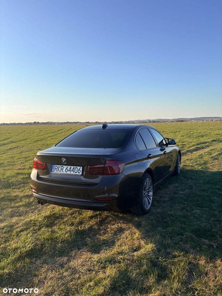 BMW Seria 3 320d xDrive Luxury Line - 6