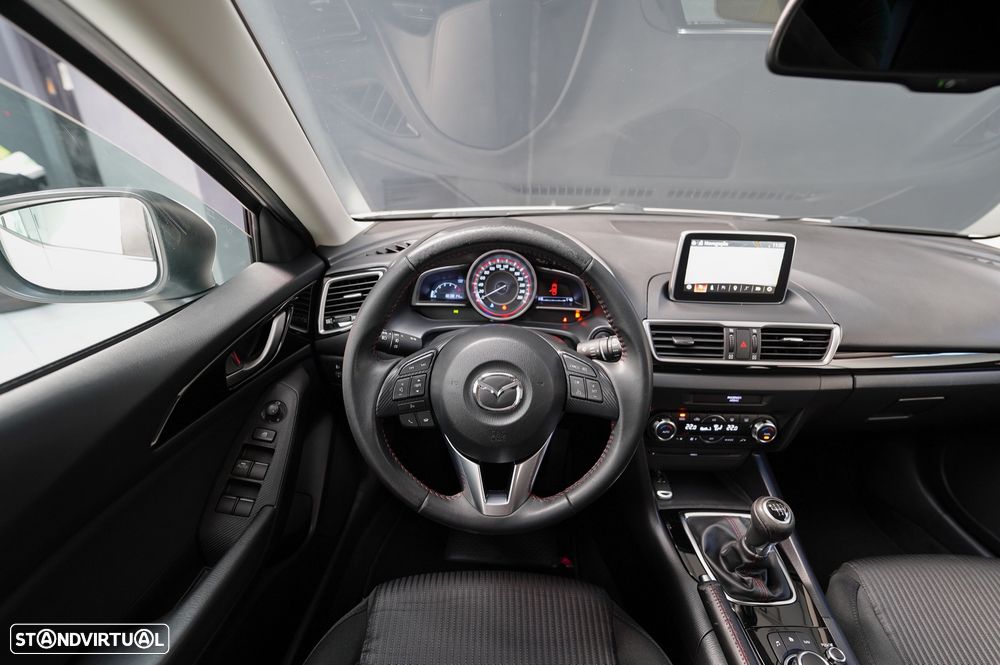 Mazda 3 Hatchback 1.5 Sky-D Excellence Navi - 8