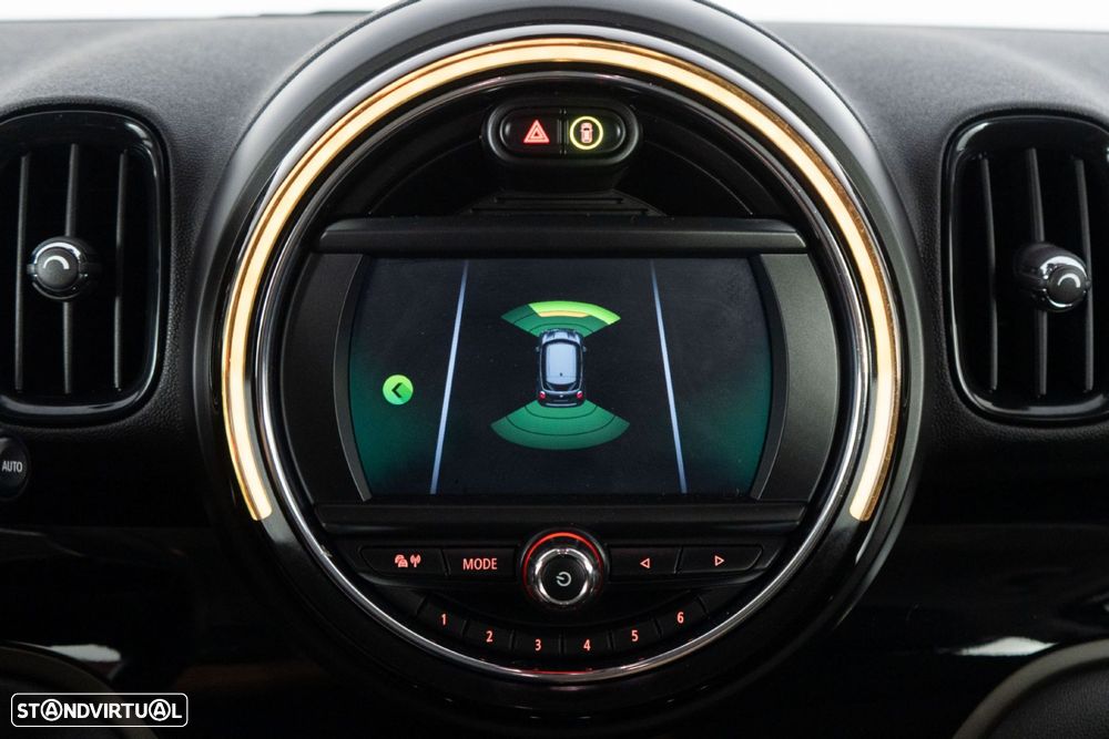 MINI Countryman Cooper SE ALL4 Auto - 21