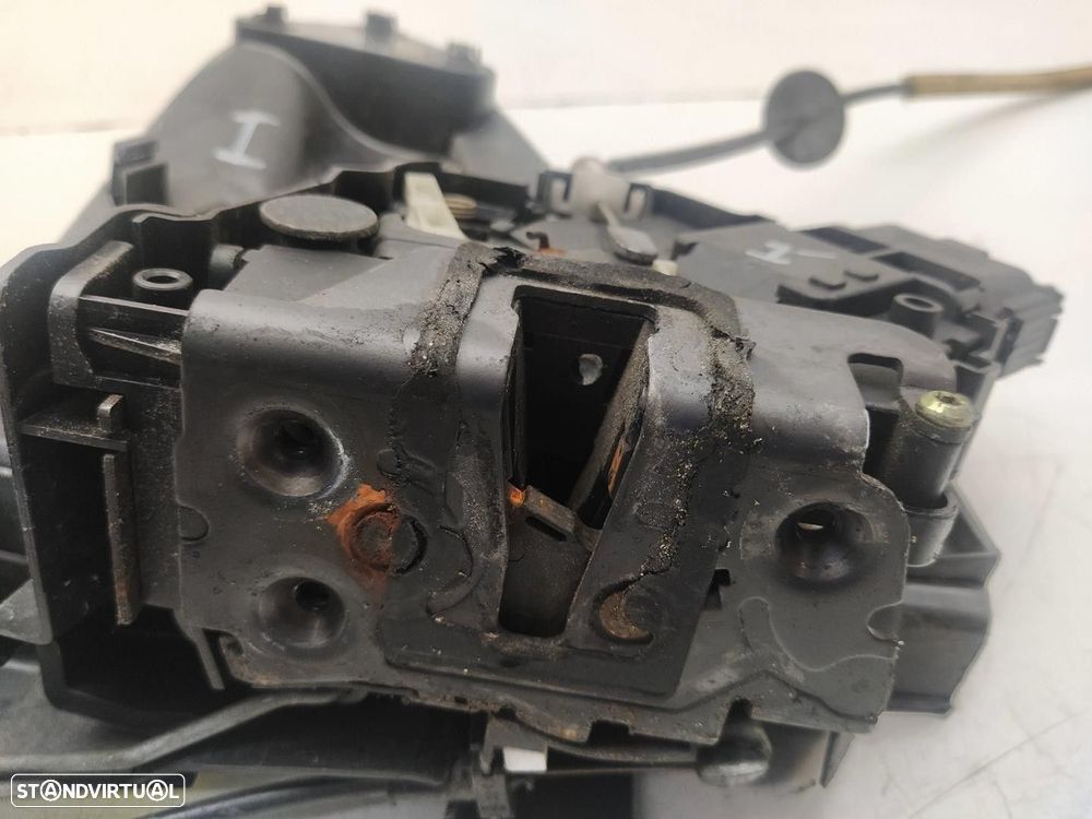 FECHADURA PORTA FRONTAL ESQUERDA FORD FOCUS II SEDAN 2006 - 2