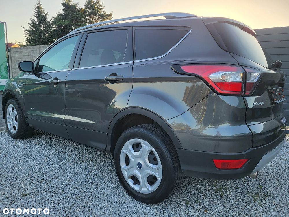 Ford Kuga 2.0 TDCi 4x4 Titanium - 2