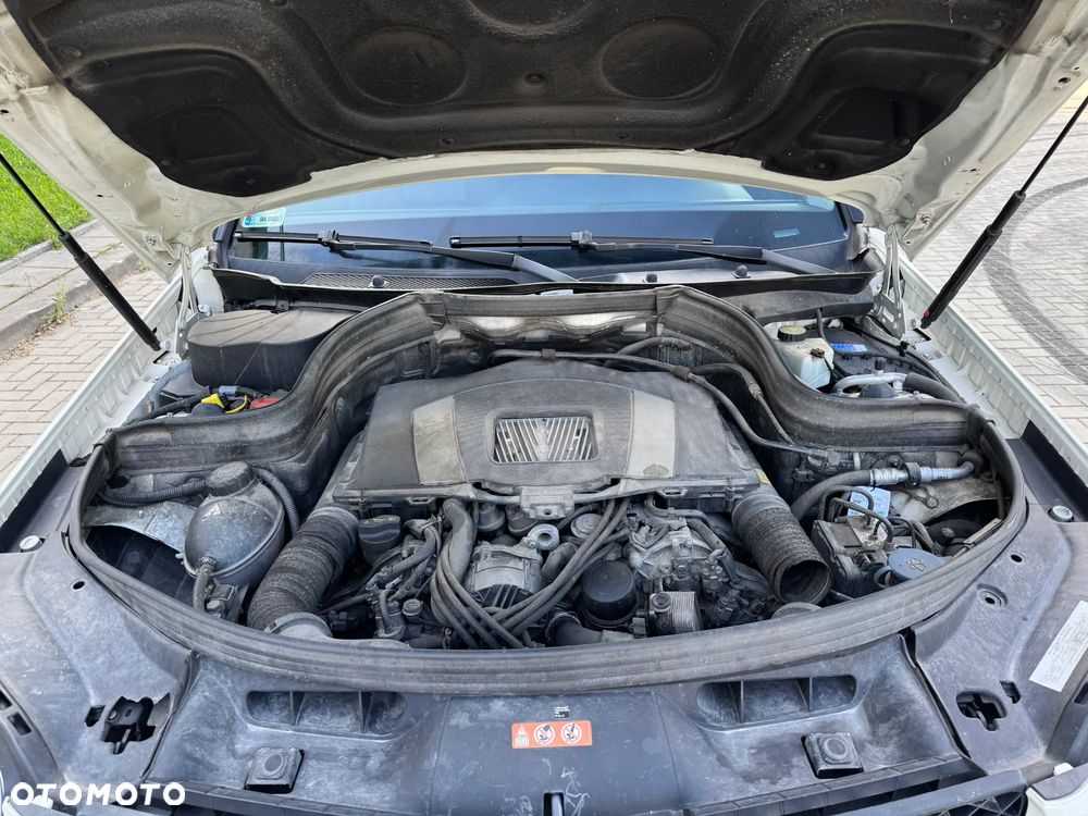 Mercedes-Benz GLK 350 4-Matic - 16